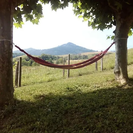 Individuel Au Pays Basque A 1,5km De St-jean-pied-de-port *