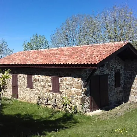 Holiday home Individuel Au Pays Basque A 1,5km De St-jean-pied-de-port *