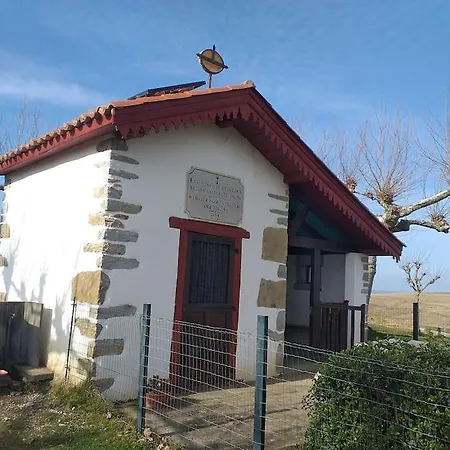 Individuel Au Pays Basque A 1,5km De St-jean-pied-de-port *